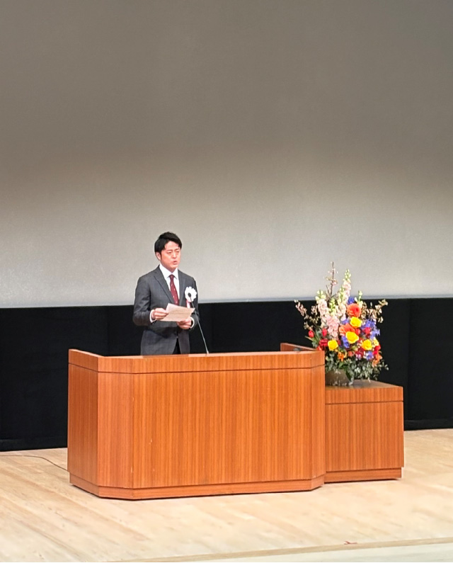 竹之下良二氏